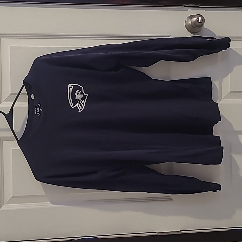 Robert Morris Blue Long Sleeve Tee